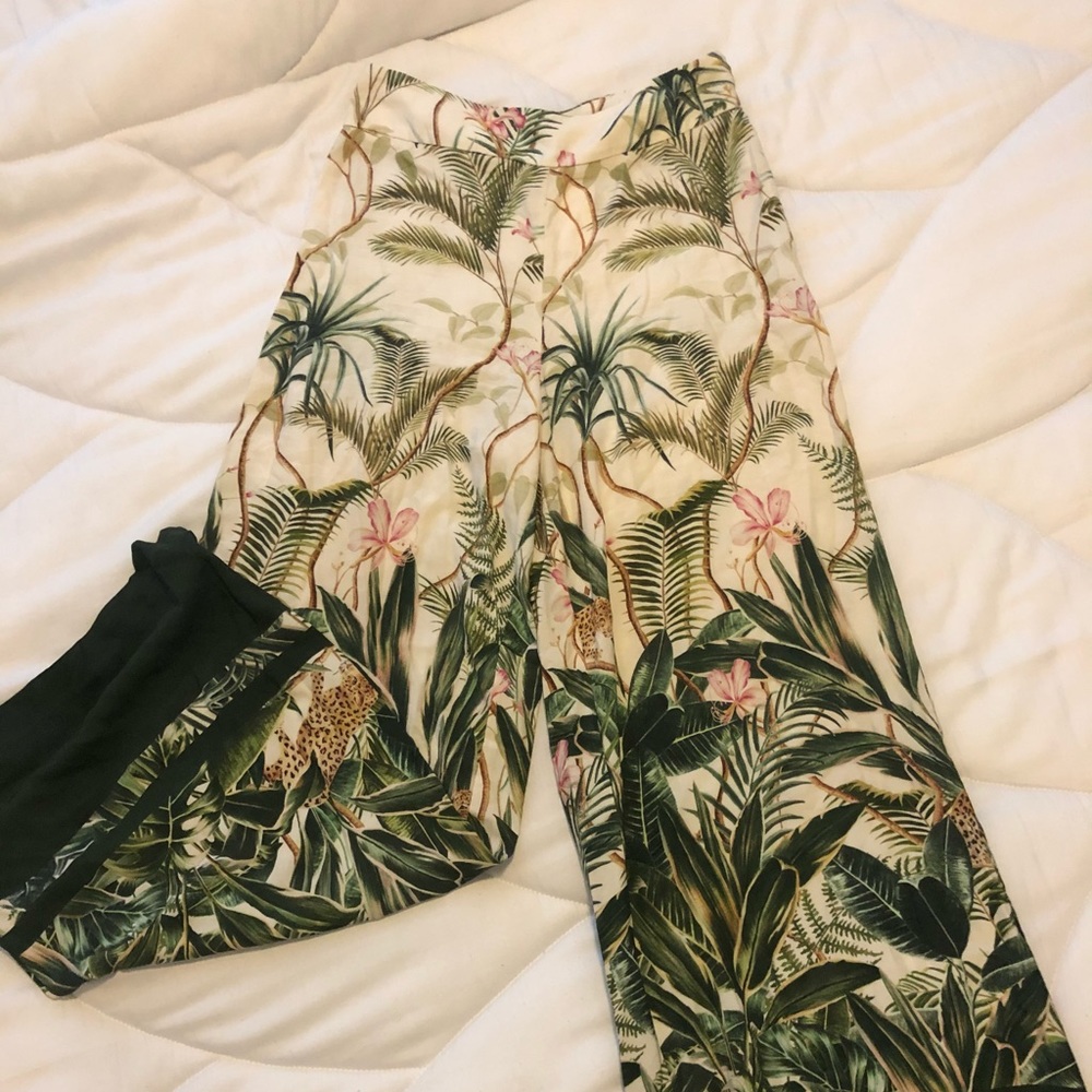 H&M Wide Leg Jungle Print Pants